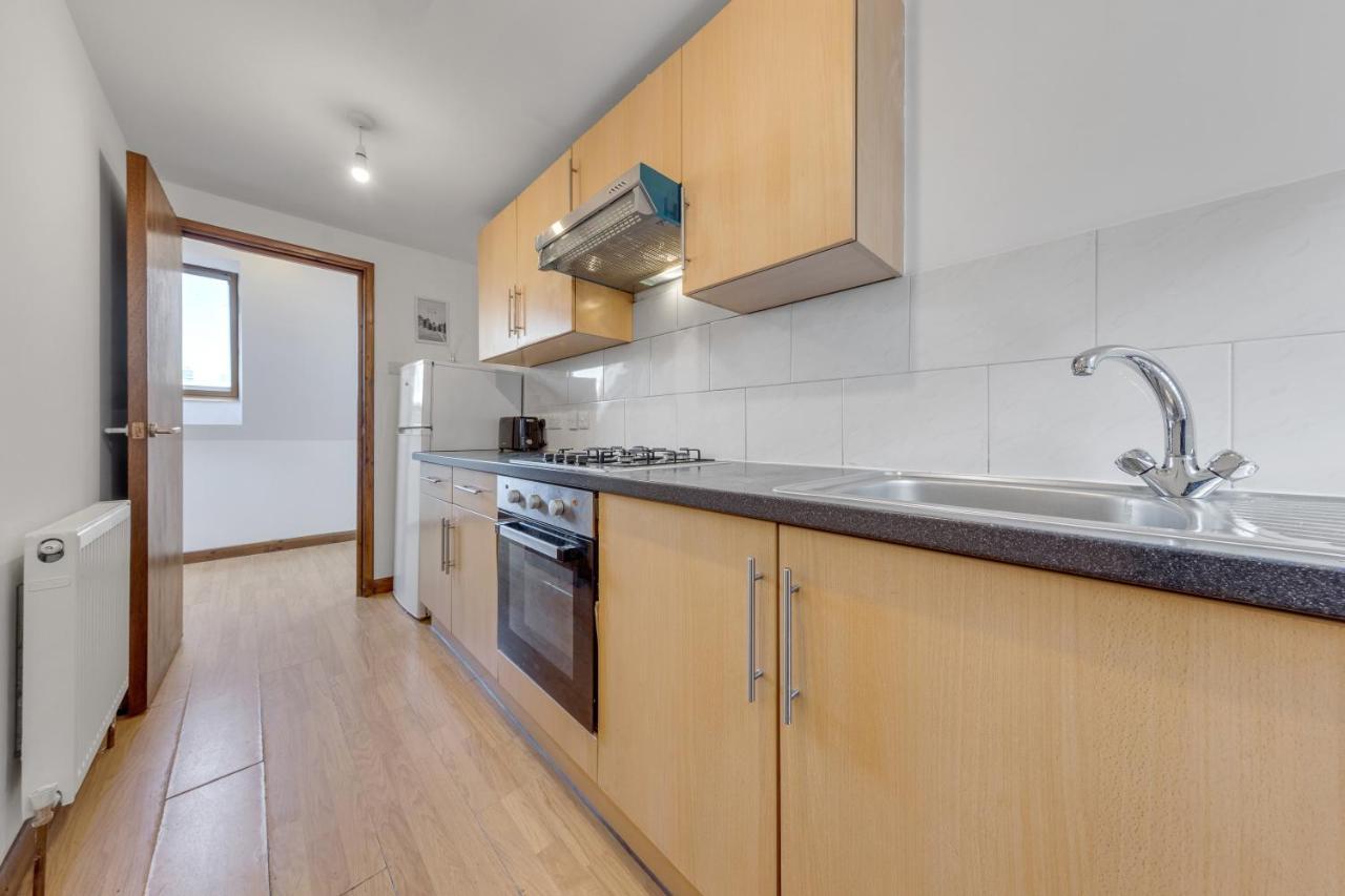 Cozy 1 Bed/sleep 3/ Apartment London