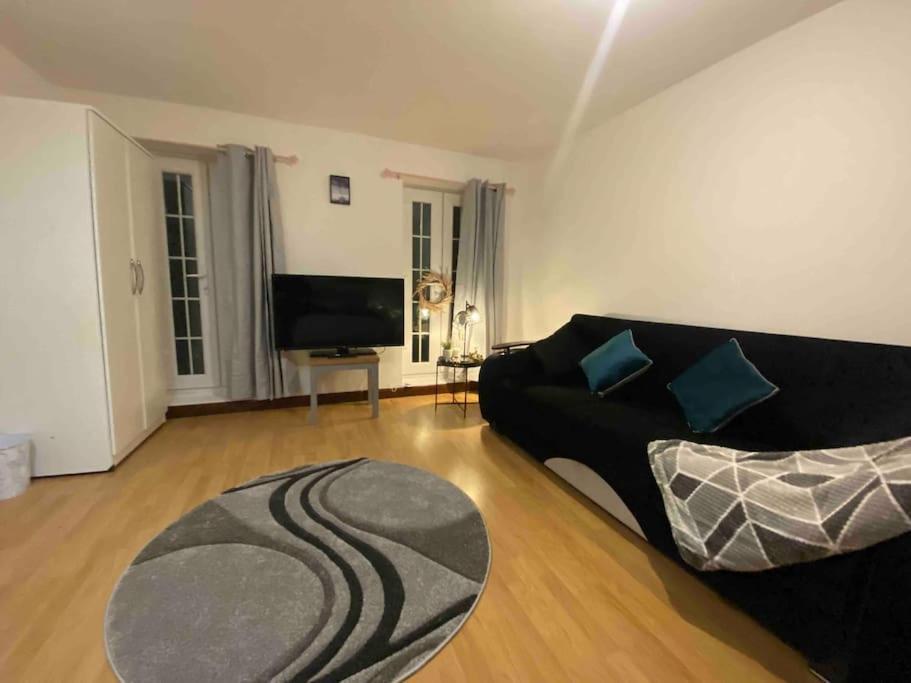 Apartment Cozy 1 Bed/sleep 3/ *